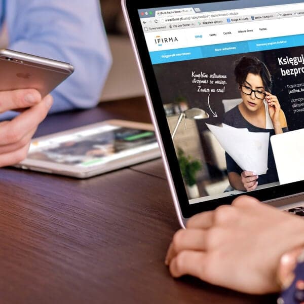 ROI Digital team working on projects